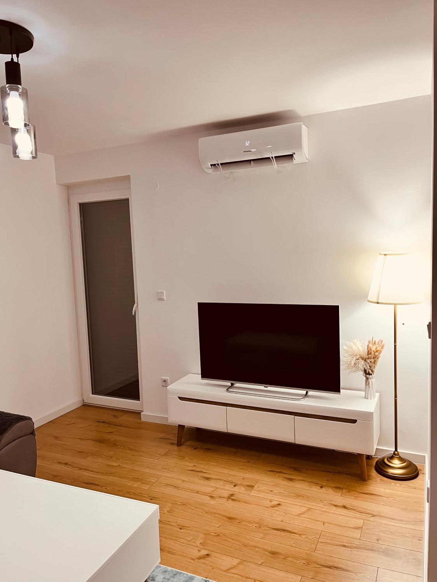 Apartment Lookview *